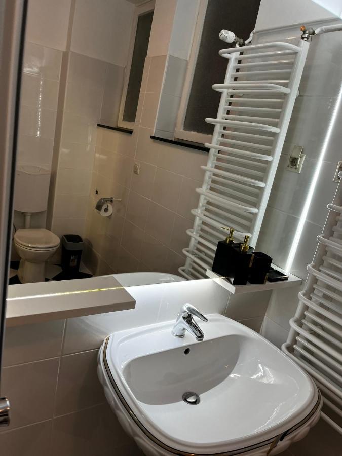 Apartament Apartman Gold Maris Karlovac Zewnętrze zdjęcie