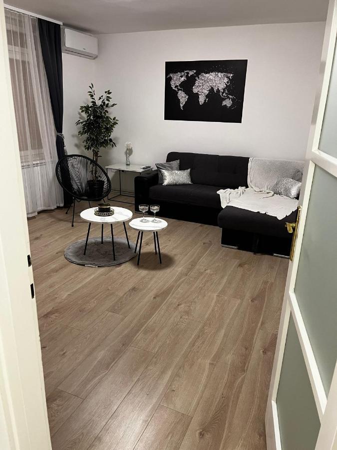 Apartament Apartman Gold Maris Karlovac Zewnętrze zdjęcie